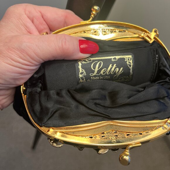 Letty Rare, Vintage Black Velvet Bag with Rhinestones / Decorative Clasp - Picture 10 of 12